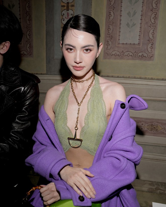 Trương Lăng Hách "đẹp hơn hoa", Mai Davika khoe lưng trần táo bạo tại show Gucci mới nhất- Ảnh 9.