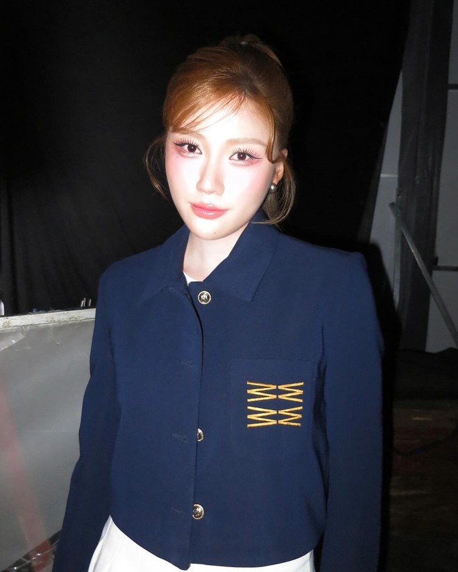 Diện mạo mới của em gái Trấn Thành nhận bão comment: Từ Hari Won, Triệu Lộ Tư đến bạn trai tin đồn đều bị réo- Ảnh 11.