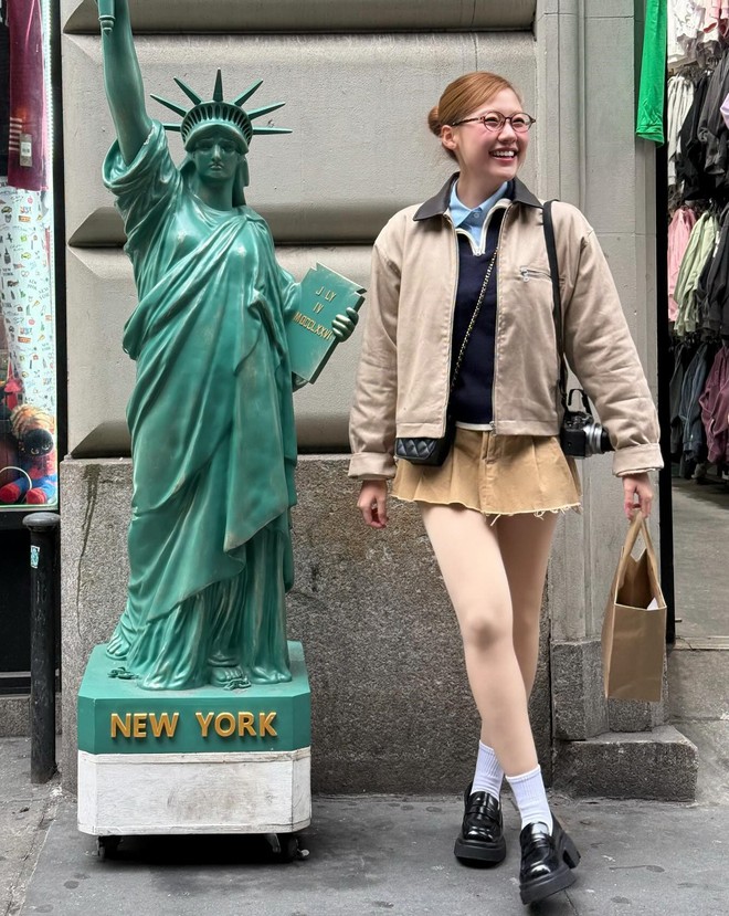 Diện mạo mới của em gái Trấn Thành nhận bão comment: Từ Hari Won, Triệu Lộ Tư đến bạn trai tin đồn đều bị réo- Ảnh 7.