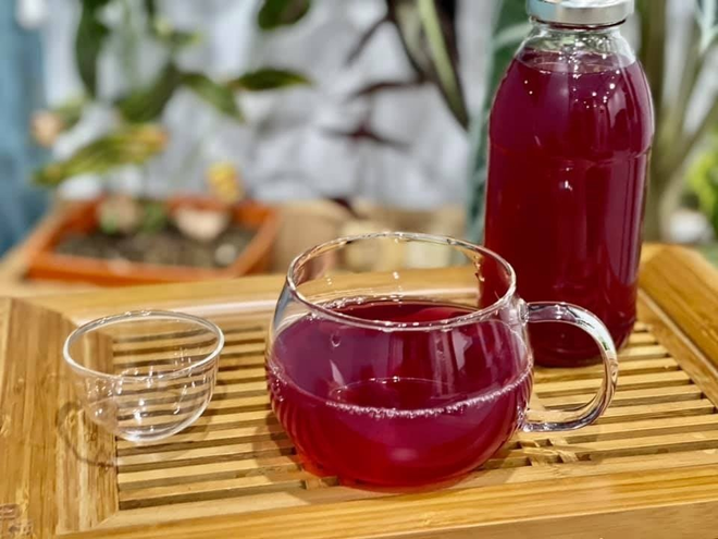 Loại lá được người Nhật ví như "thuốc quý cho phổi", giá cao ngất ngưởng nhưng ở chợ Việt rẻ bèo- Ảnh 4.