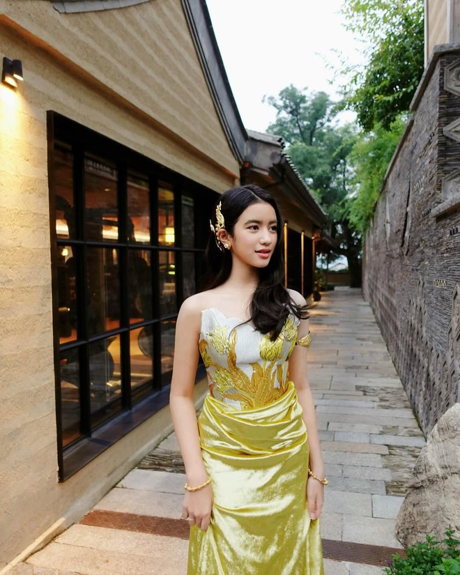 Công chúa Campuchia gây sốt với phong cách đẹp chuẩn hoàng gia: Váy công chúa phiên bản đời thực là đây!- Ảnh 8.