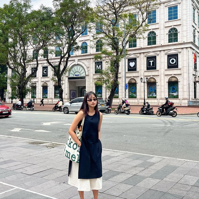 "Địa điểm vàng" xem diễu binh vừa qua hoá ra là biểu tượng một thời của TP.HCM, lưu giữ ký ức đẹp của nhiều 9X- Ảnh 2. "Địa điểm vàng" xem diễu binh vừa qua hoá ra là biểu tượng một thời của TP.HCM, lưu giữ ký ức đẹp của nhiều 9X- Ảnh 2.