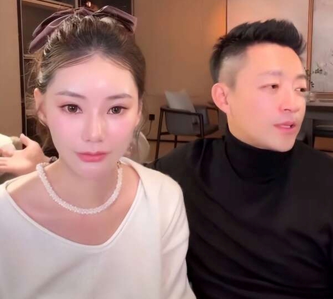 Chồng cũ cưới hot girl sau 3 tháng Từ Hy Viên qua đời: Cbiz tẩy chay gắt đám cưới khiến Uông Tiểu Phi "muối mặt"- Ảnh 4.