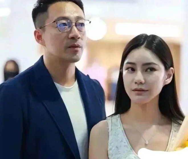 Chồng cũ cưới hot girl sau 3 tháng Từ Hy Viên qua đời: Cbiz tẩy chay gắt đám cưới khiến Uông Tiểu Phi "muối mặt"- Ảnh 2.