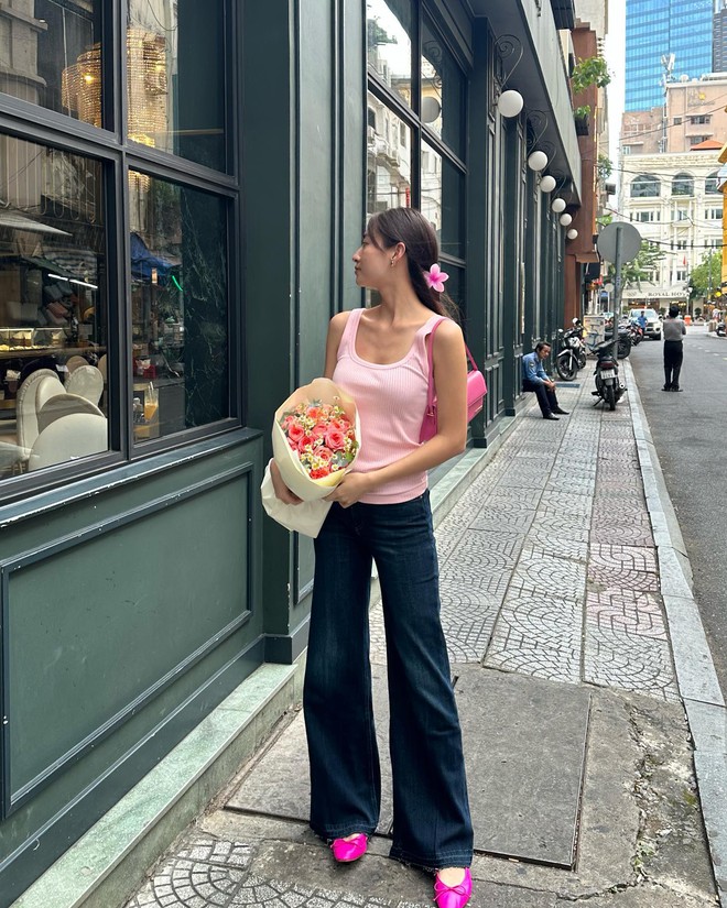 3 mỹ nhân mặc quần jeans đẹp nhất hiện tại: Phối đồ xuất sắc đến từng bộ, mọi nàng đều nên tham khảo- Ảnh 11.