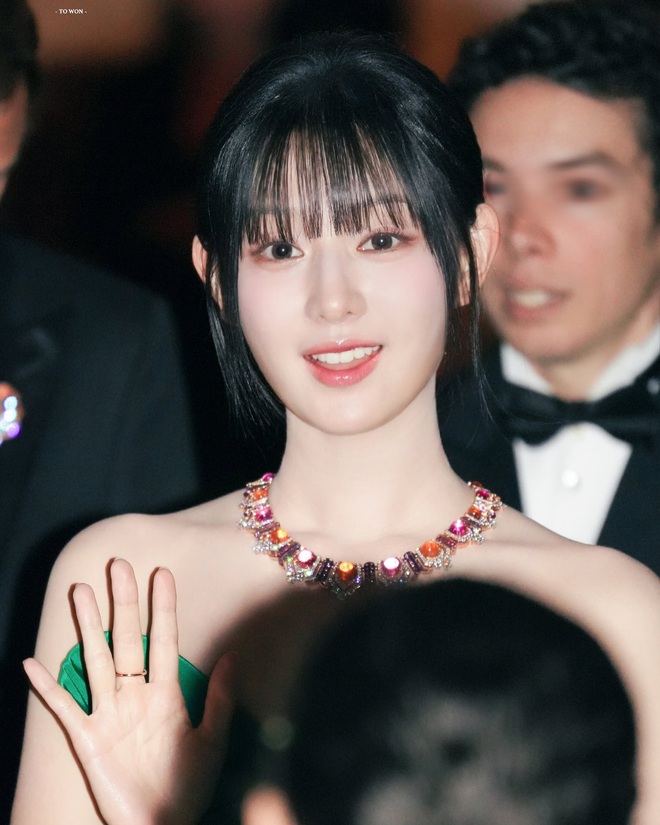 Kim Ji Won khẳng định “đẳng cấp visual” tại event BVLGARI, không ống kính hay mỹ nhân nào có thể dìm nổi- Ảnh 8.