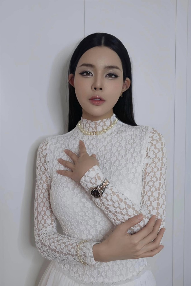 Lộ ảnh lúc chưa thẩm mỹ của bạn gái Văn Thanh, visual vẫn cực hot chuẩn tiểu thư xuất thân “trâm anh thế phiệt"- Ảnh 2.