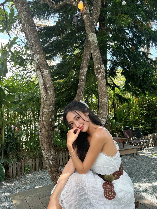 Mỹ nhân Việt múa “Song phượng kiếm” mượt như bước ra từ phim kiếm hiệp: Toát mồ hôi khi đọc đến profile- Ảnh 9.