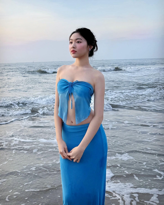 Màn thuyết trình của Lọ Lem: Tiếng Anh thì khỏi bàn nhưng thần thái này thì "không bắt chước được"- Ảnh 4.