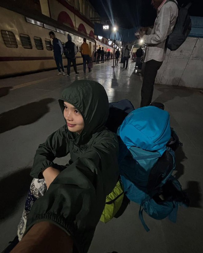 Người Việt bình luận về 100 mục tiêu của nữ YouTuber du lịch 