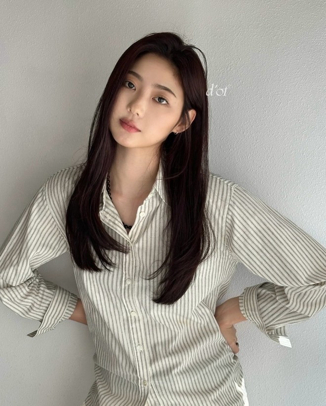 Hot nhất bây giờ chính là tóc đuôi uốn cụp với 5 kiểu siêu ngọt ngào, thu gọn gương mặt- Ảnh 12.