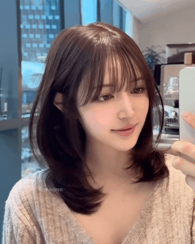 Hot nhất bây giờ chính là tóc đuôi uốn cụp với 5 kiểu siêu ngọt ngào, thu gọn gương mặt- Ảnh 8.
