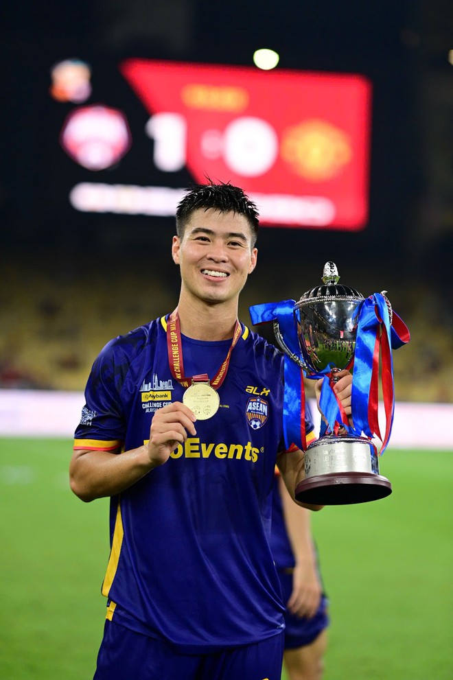 Dàn sao ĐT Việt Nam tưng bừng mừng chiến thắng MU, 1 cái tên được fan MU toàn thế giới gọi tên muốn chiêu mộ- Ảnh 16.