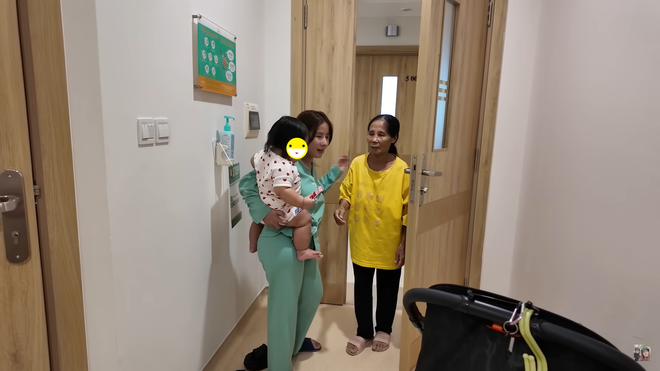Bà Nhân Vlog bị chỉ trích vì con bị Covid-19 cũng đưa lên làm content- Ảnh 3.