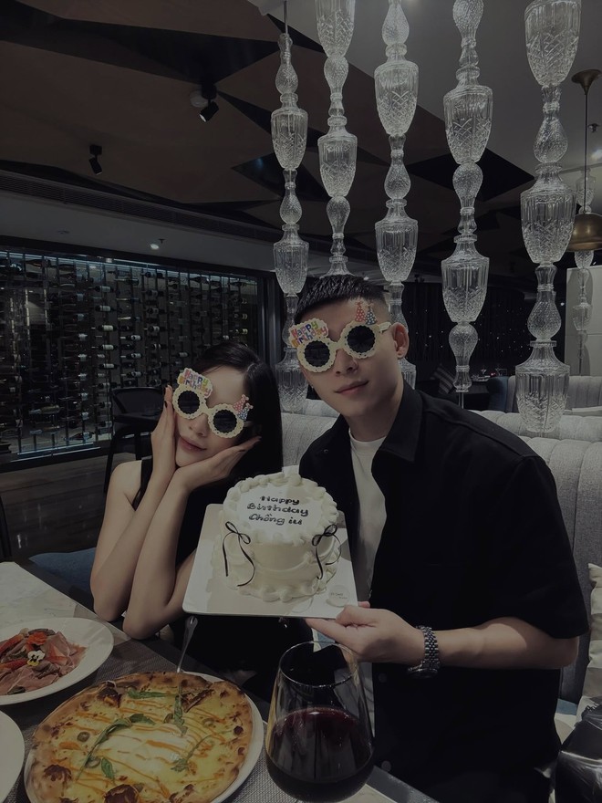 Chia tay Á hậu Vbiz trong ồn ào, “nam thần” U23 Việt Nam công khai khoá mối tình mới, visual không phải dạng vừa- Ảnh 3.
