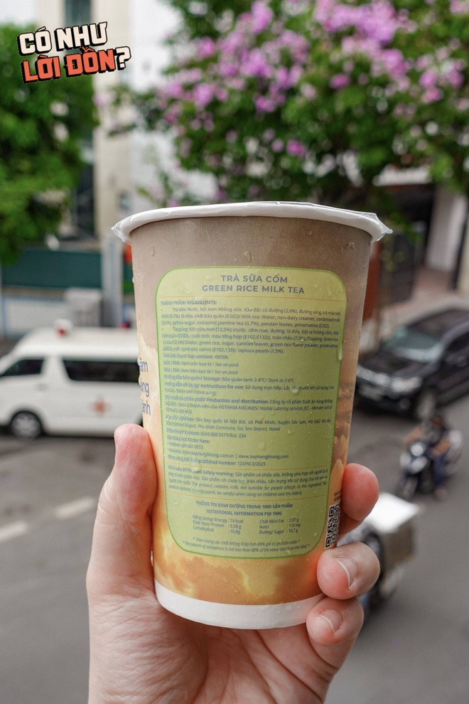 Cận cảnh cốc trà sữa cốm 50k của Vietnam Airlines: Bao bì đẹp nhưng topping bên trong mới là điều đáng chú ý- Ảnh 4. Cận cảnh cốc trà sữa cốm 50k của Vietnam Airlines: Bao bì đẹp nhưng topping bên trong mới là điều đáng chú ý- Ảnh 4.