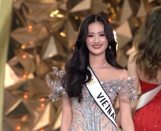Ý Nhi đẹp rạng ngời tại chung kết Miss World nhưng visual lại khiến netizen tiếc ở 1 điểm- Ảnh 4.