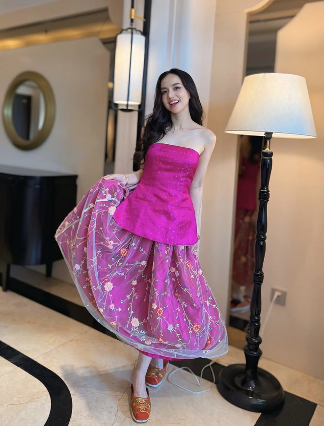 "Nóc nhà" của đạo diễn phim Thám Tử Kiên: Visual chấn động suốt 20 năm, nhìn style thì còn đỉnh nữa!- Ảnh 17. "Nóc nhà" của đạo diễn phim Thám Tử Kiên: Visual chấn động suốt 20 năm, nhìn style thì còn đỉnh nữa!- Ảnh 17.
