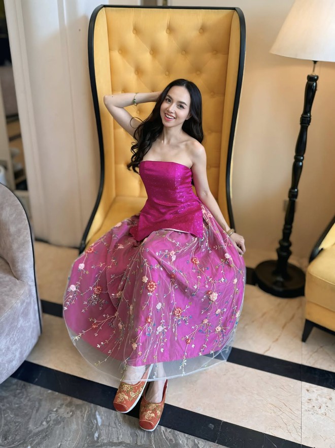 "Nóc nhà" của đạo diễn phim Thám Tử Kiên: Visual chấn động suốt 20 năm, nhìn style thì còn đỉnh nữa!- Ảnh 18. "Nóc nhà" của đạo diễn phim Thám Tử Kiên: Visual chấn động suốt 20 năm, nhìn style thì còn đỉnh nữa!- Ảnh 18.