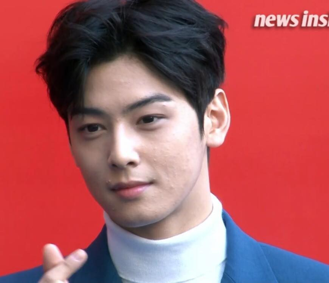 Truyền thông Hàn "bóc mẽ" nhan sắc thật của Cha Eun Woo- Ảnh 4. Truyền thông Hàn "bóc mẽ" nhan sắc thật của Cha Eun Woo- Ảnh 4.