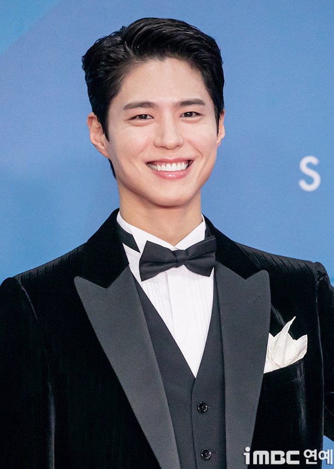 Suzy đẹp xuất sắc bên cạnh Park Bo Gum, hẳn là vì có thêm 1 danh phận khác sau 7 năm- Ảnh 12. Suzy đẹp xuất sắc bên cạnh Park Bo Gum, hẳn là vì có thêm 1 danh phận khác sau 7 năm- Ảnh 12.