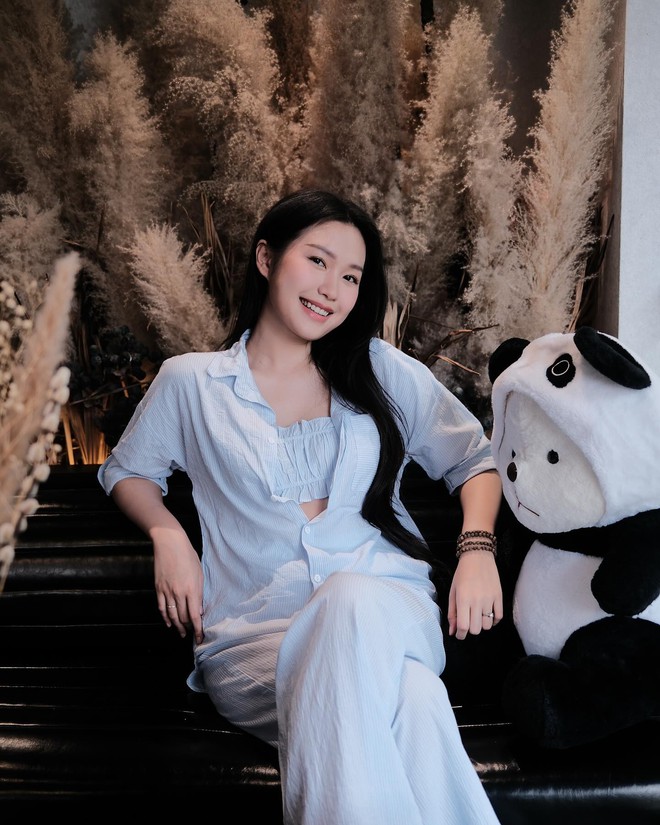 Bữa tiệc visual: Doãn Hải My khí chất "tiểu thư thành thị", đọ sắc 2 hot mom nhan sắc đỉnh nhất nhì làng bóng đá- Ảnh 7.
