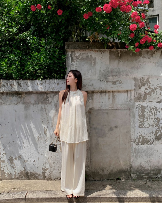 5 item đẹp nhất để mặc đi du lịch: Cực thoải mái, không cầu kỳ nhưng lên hình sống ảo vẫn xinh- Ảnh 6.