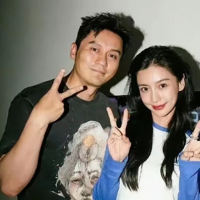 Nóng nhất MXH Weibo: Angelababy vào khách sạn với người mẫu nam trẻ tuổi sau khi "quẩy" ở concert của G-Dragon?- Ảnh 6.