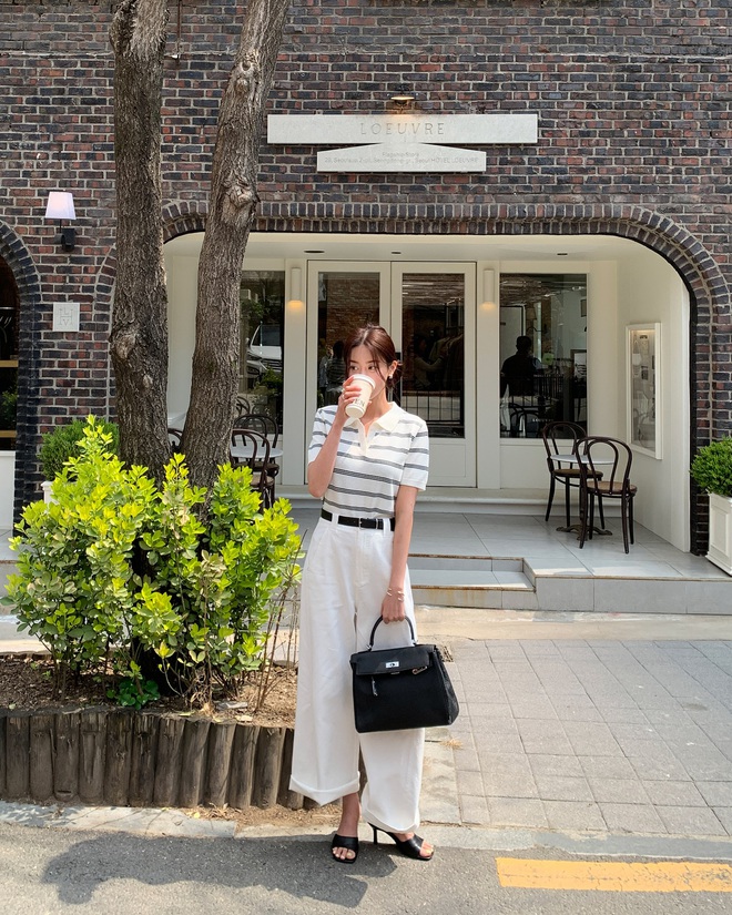 Kiểu áo hè đang "hot" hơn cả áo thun trắng: Trẻ và thanh lịch, phụ nữ 40+ mặc càng đẹp- Ảnh 9.