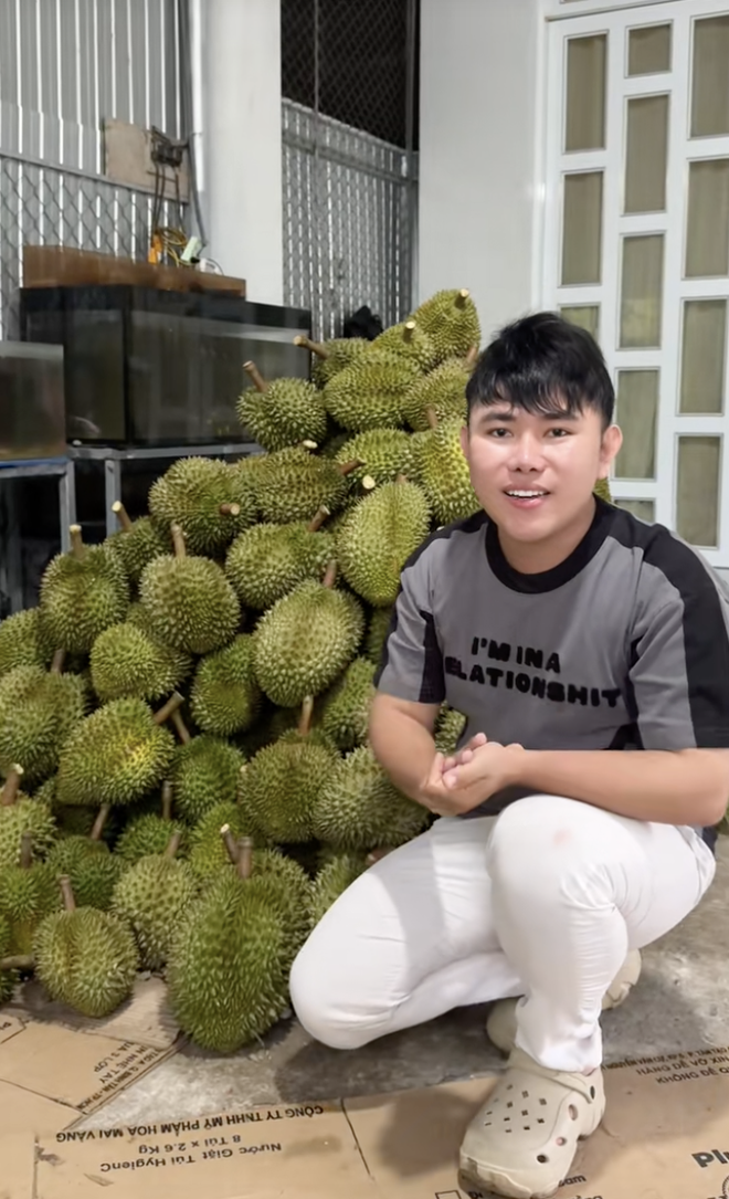 Lùm xùm sầu riêng mini giá 150k của Hoàng Anh Panda: Phát ngôn "sầu ngâm thuốc ăn ngon hơn" gây sốc- Ảnh 5.