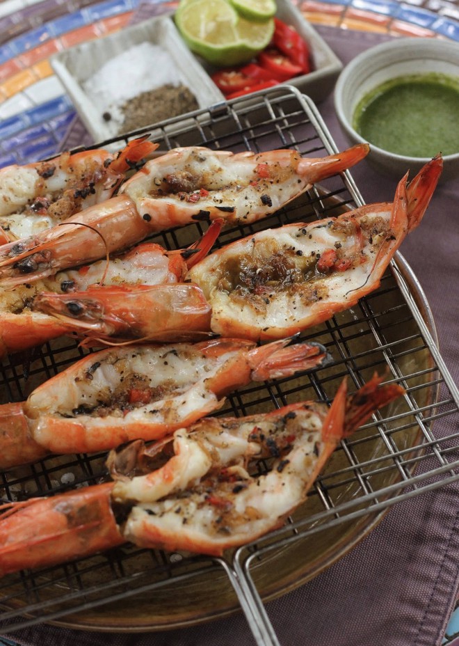 Chuyện lạ MICHELIN: 2 nhà hàng cùng tên ở Hà Nội đều treo danh hiệu Bib Gourmand, đại diện các bên nói gì?- Ảnh 4. Chuyện lạ MICHELIN: 2 nhà hàng cùng tên ở Hà Nội đều treo danh hiệu Bib Gourmand, đại diện các bên nói gì?- Ảnh 4.