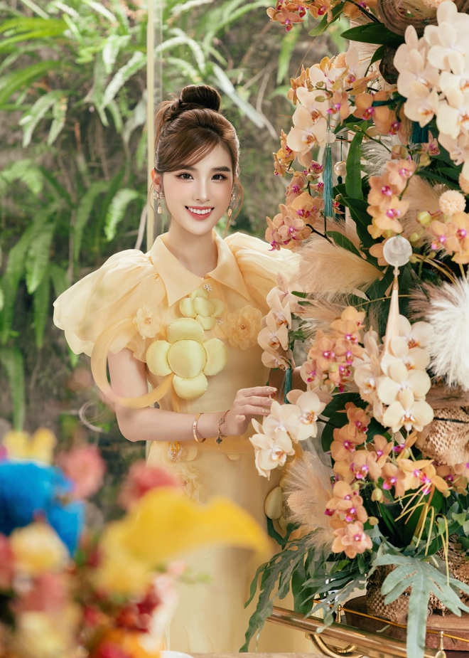 Cuộc sống kín tiếng, chuẩn thượng lưu của Ngọc Loan - mỹ nhân có khuôn mặt đẹp nhất The Face mùa đầu- Ảnh 14. Cuộc sống kín tiếng, chuẩn thượng lưu của Ngọc Loan - mỹ nhân có khuôn mặt đẹp nhất The Face mùa đầu- Ảnh 14.