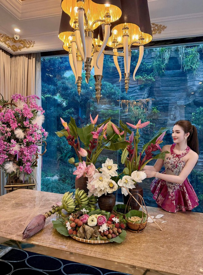 Cuộc sống kín tiếng, chuẩn thượng lưu của Ngọc Loan - mỹ nhân có khuôn mặt đẹp nhất The Face mùa đầu- Ảnh 7. Cuộc sống kín tiếng, chuẩn thượng lưu của Ngọc Loan - mỹ nhân có khuôn mặt đẹp nhất The Face mùa đầu- Ảnh 7.