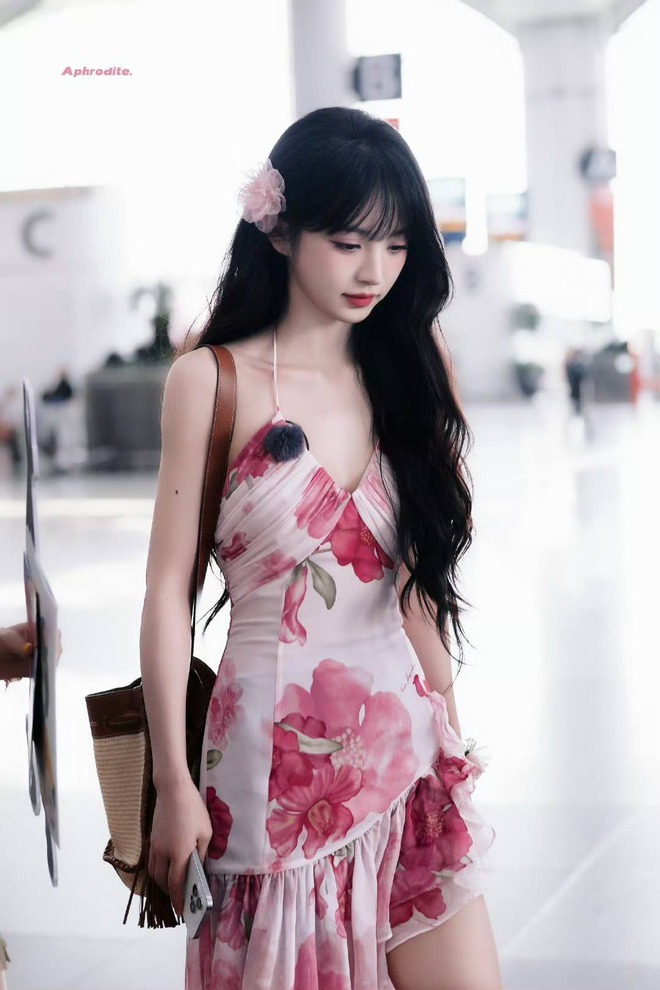 Mỹ nhân "mặt học sinh, dáng phụ huynh" gợi cảm nhất Cbiz: Visual chưa từng xuống phong độ, style đỉnh miễn bàn!- Ảnh 5.