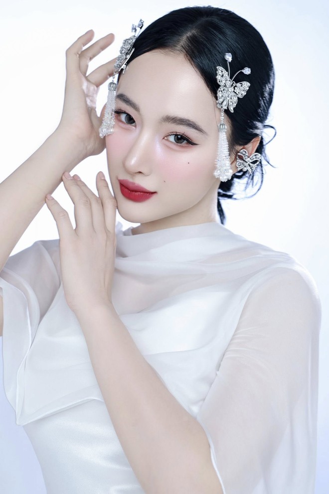 Angela Phương Trinh đã ngán cơ bắp cuồn cuộn?- Ảnh 2.