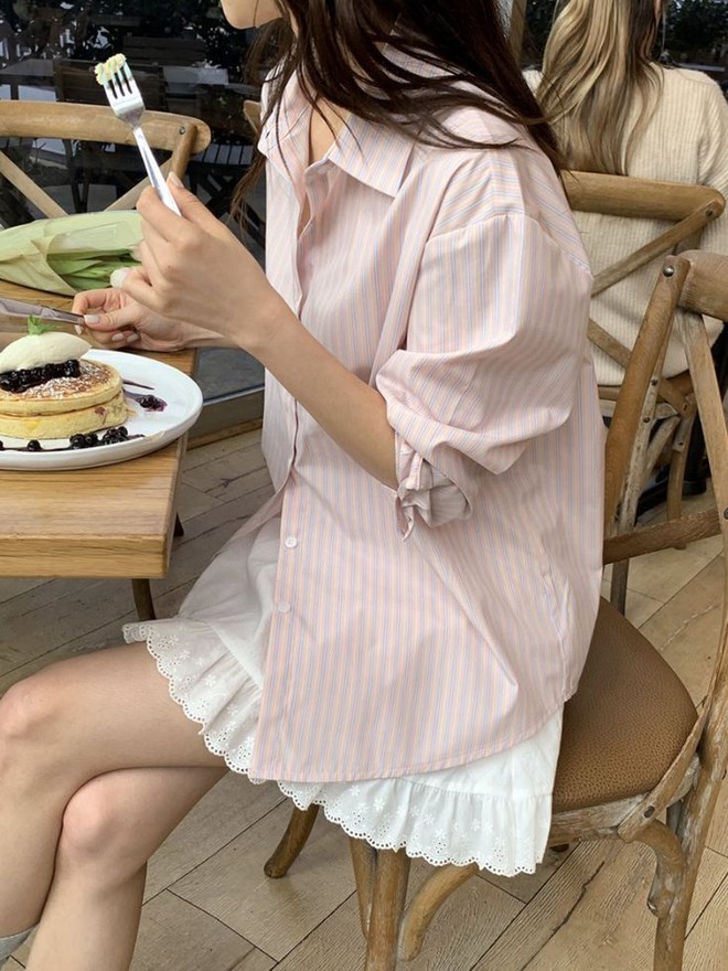 Áo mi kẻ sọc là "cạ cứng" của mùa hè, nàng chưa sắm là thiếu sót!- Ảnh 8.