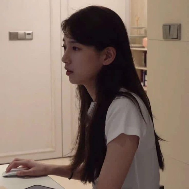 Suzy để mặt mộc kéo gần 2 triệu lượt vào hóng- Ảnh 4. Suzy để mặt mộc kéo gần 2 triệu lượt vào hóng- Ảnh 4.