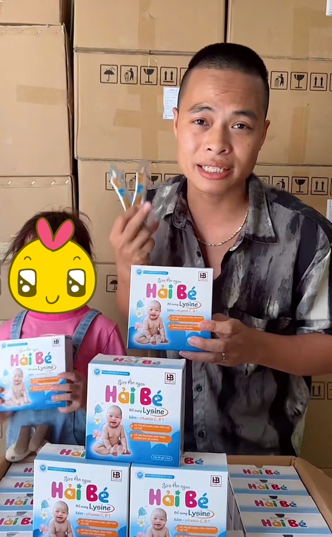 Hải Sen chăm quay chụp tại nhà máy, "kêu oan" khi bị làm giả thương hiệu: Toàn là chiêu thức để "lùa khách"?- Ảnh 3. Hải Sen chăm quay chụp tại nhà máy, "kêu oan" khi bị làm giả thương hiệu: Toàn là chiêu thức để "lùa khách"?- Ảnh 3.