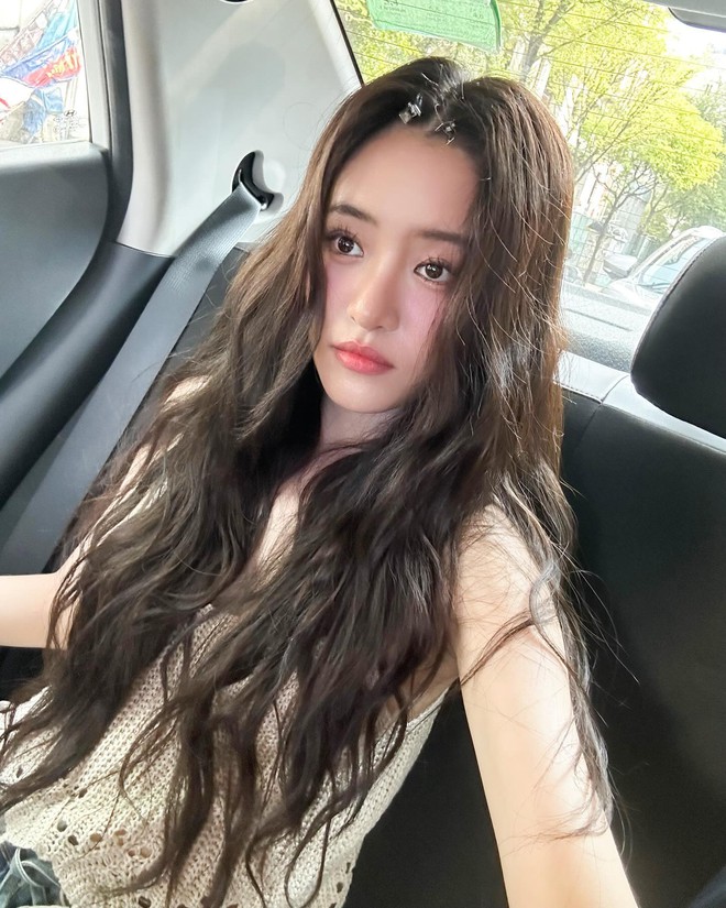 Hot girl Việt đang được so sánh với Triệu Lộ Tư là ai?- Ảnh 12.