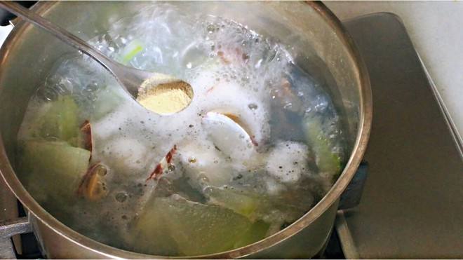 3 món canh ngon hoàn hảo lại dễ nấu cho bữa cơm nhà trong ngày hè nóng bức- Ảnh 13.