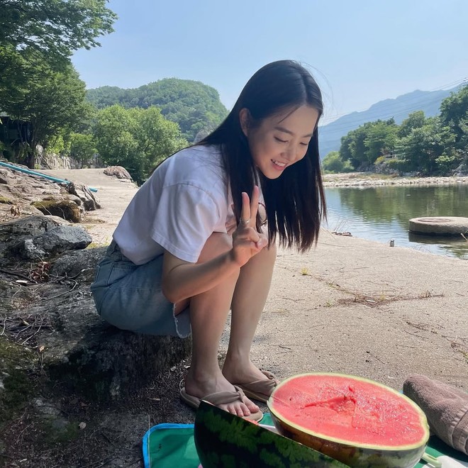 Park Bo Young U40 rồi, nhưng nhìn style của cô thì cả thế giới lầm tưởng chỉ mới 20+- Ảnh 6.