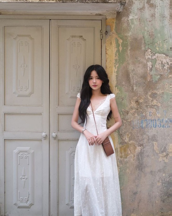 6 món đồ phải có trong tủ đồ hè, năm nào cũng mua và không bao giờ chán- Ảnh 21. 6 món đồ phải có trong tủ đồ hè, năm nào cũng mua và không bao giờ chán- Ảnh 21.