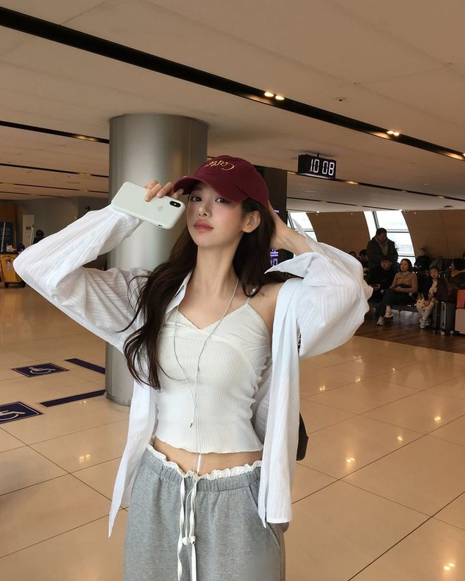 6 món đồ phải có trong tủ đồ hè, năm nào cũng mua và không bao giờ chán- Ảnh 1. 6 món đồ phải có trong tủ đồ hè, năm nào cũng mua và không bao giờ chán- Ảnh 1.