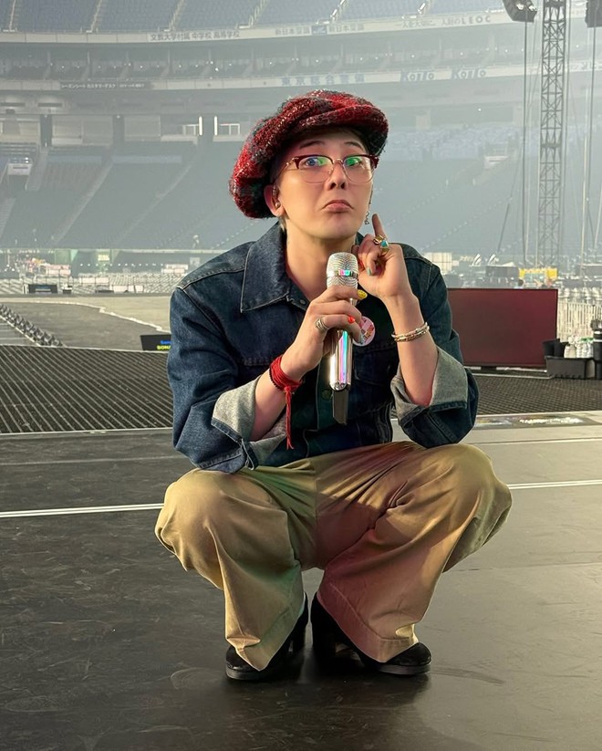 Rất gấp: Mặc gì đi gặp G-Dragon? Ôn bài tất tần tật trong 2 phút- Ảnh 8. Rất gấp: Mặc gì đi gặp G-Dragon? Ôn bài tất tần tật trong 2 phút- Ảnh 8.