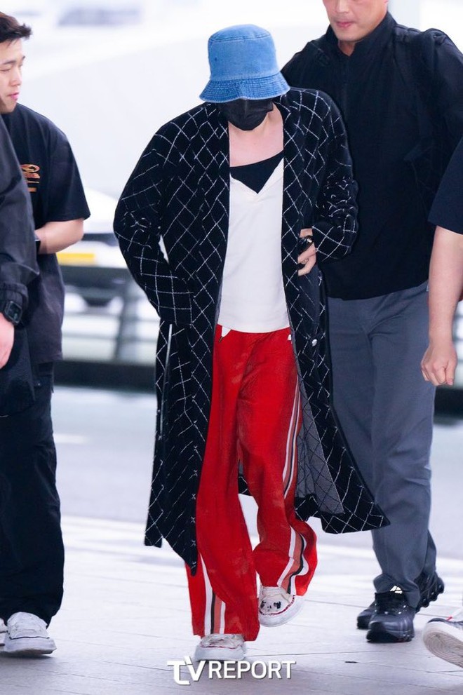Rất gấp: Mặc gì đi gặp G-Dragon? Ôn bài tất tần tật trong 2 phút- Ảnh 22. Rất gấp: Mặc gì đi gặp G-Dragon? Ôn bài tất tần tật trong 2 phút- Ảnh 22.