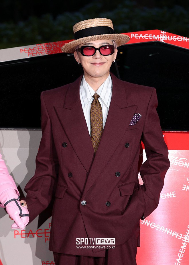 Rất gấp: Mặc gì đi gặp G-Dragon? Ôn bài tất tần tật trong 2 phút- Ảnh 23. Rất gấp: Mặc gì đi gặp G-Dragon? Ôn bài tất tần tật trong 2 phút- Ảnh 23.