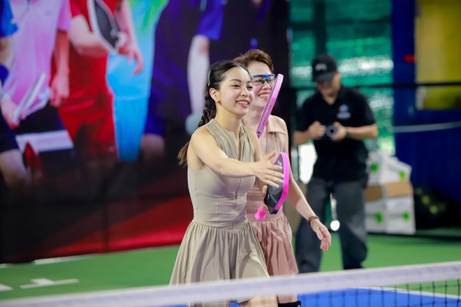 "Mối tình năm 17 tuổi" hot nhất làng bóng khoe visual trắng phát sáng, 2 lần vô địch pickleball trong 2 tháng- Ảnh 3.