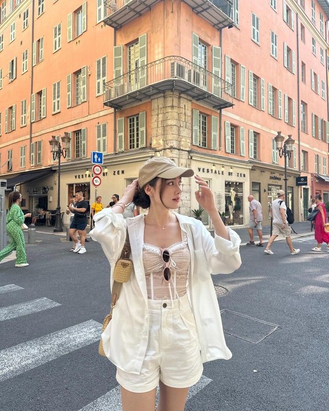 6 món đồ phải có trong tủ đồ hè, năm nào cũng mua và không bao giờ chán- Ảnh 6. 6 món đồ phải có trong tủ đồ hè, năm nào cũng mua và không bao giờ chán- Ảnh 6.