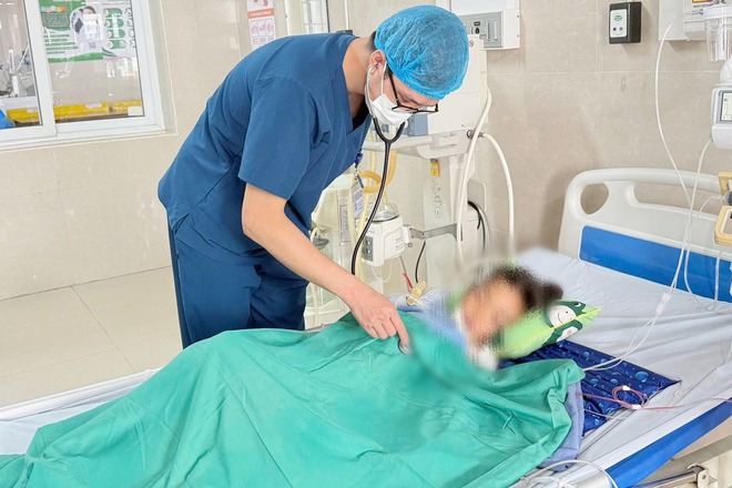 Từ vụ rắn độc chui từ điều hòa cắn bé gái 7 tuổi nguy kịch, lời cảnh tỉnh về thiết bị nhà nào cũng có!- Ảnh 1.