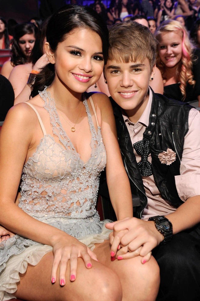 Làm lành chưa bao lâu, Selena Gomez và vợ Justin Bieber lại quay ngoắt lộ dấu hiệu "khó ở"- Ảnh 5.